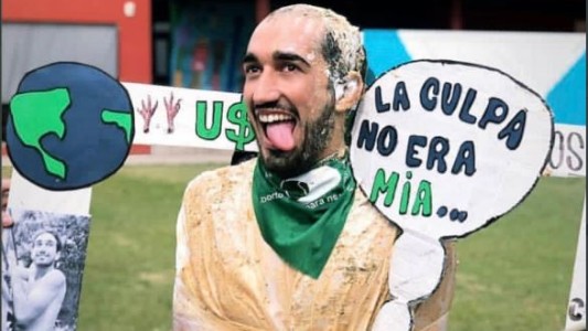 La Universidad Siglo 21 se refirió al alumno disfrazado de "víctima de femicidio"