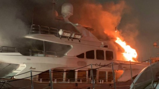 Pérdida total: se incendió el yate de US$ 7 millones de Marc Anthony