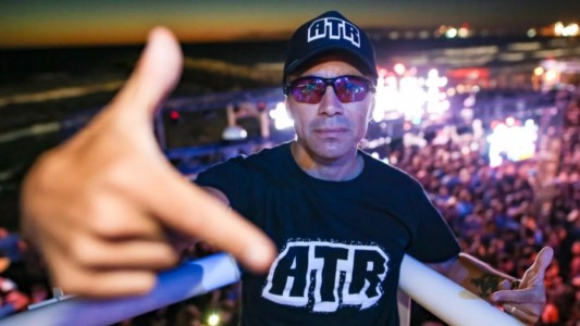 "Qué noche, perri" la foto de Pablo Lescano con Messi en la boda de Suárez