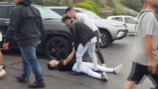 VIDEO: patovica dejó inconsciente a un joven en Mar del Plata