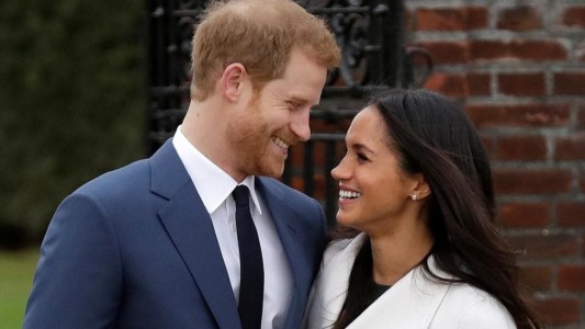 Harry y Markle dejan la sus lugares en la realeza