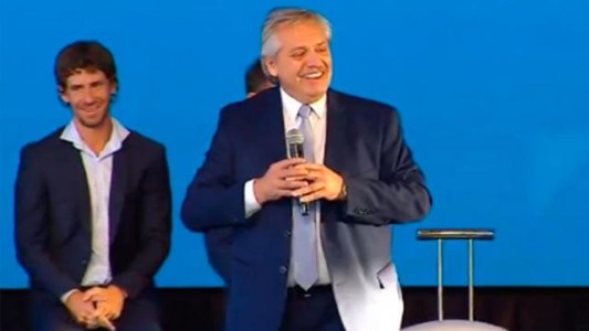 Alberto lanzó un plan de obras públicas de 9.000 millones de pesos