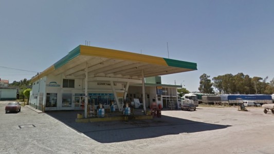 Bahía Blanca: robó en un estación de servicio y le pidió un abrazo al empleado