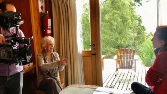 Filman un documental sobre Estela de Carlotto en San Martín de los Andes