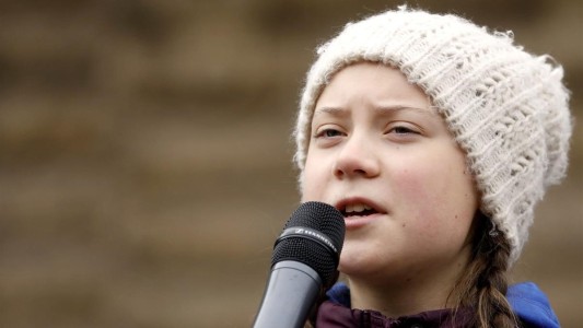 Greta Thunberg comenzó una campaña contra Roger Federer