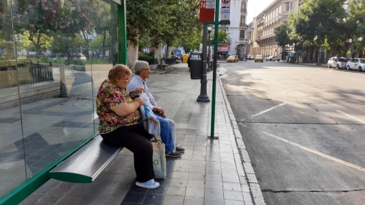 Están paralizadas todas las líneas del transporte urbano