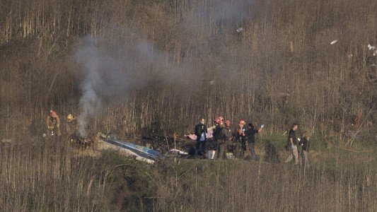Recuperaron los nueve cuerpos del lugar del accidente en el que murió Kobe Bryant