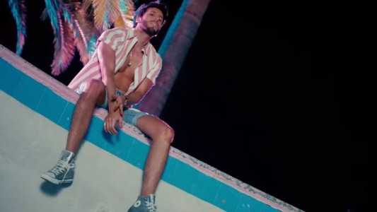 Polémica: acusan a Sebastián Yatra de sexualizar a menores de edad por un video musical