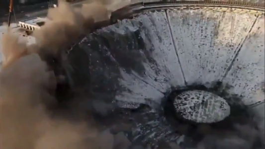 VIDEO: así se derrumbó el techo de un estadio en Rusia