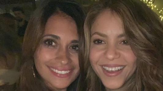 El mensaje de Antonela Roccuzzo a Shakira tras el show con J-Lo en el Super Bowl