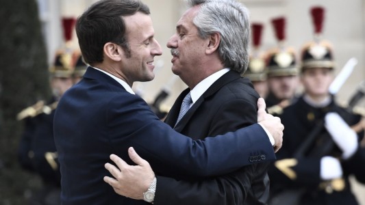 Alberto en Francia: "Voy a mandar una ley que termine con la penalización del aborto"