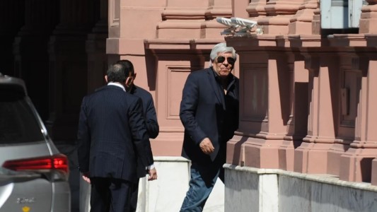 Alberto Fernández recibió a Hugo Moyano en Casa de Gobierno