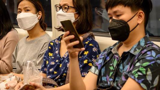 Facebook prohíbe los anuncios engañosos sobre el coronavirus