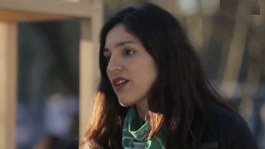 Designaron a la docente y activista feminista Marina Cardelli al frente de los Cascos Blancos