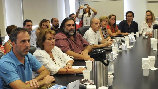 La mayoría de los gremios aceptó la oferta de Kicillof y arrancan las clases en Provincia