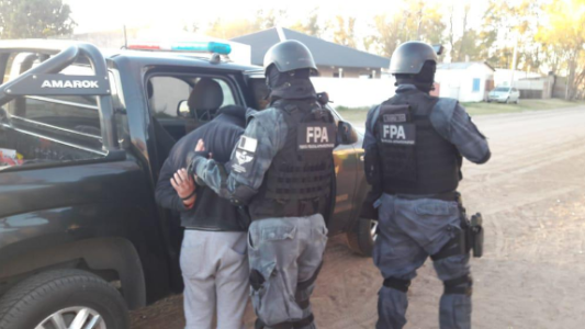 Capturaron a un narcomenudista con orden de detención en Carlos Paz