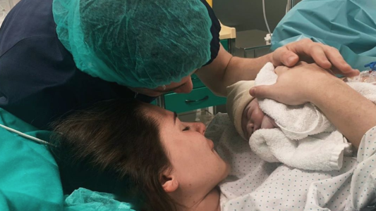 Mina Bonino, a poco de ser mamá: “La maternidad es una mierda”