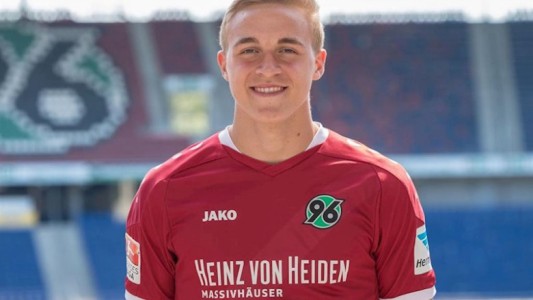 Timo Hübers, el primer jugador de fútbol con coronavirus