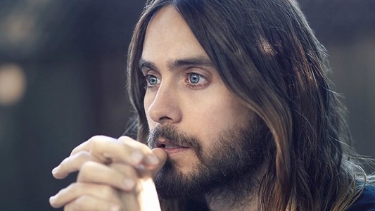 Jared Leto queda en shock al salir de un retiro de meditación en el desierto y enterarse de la pandemia