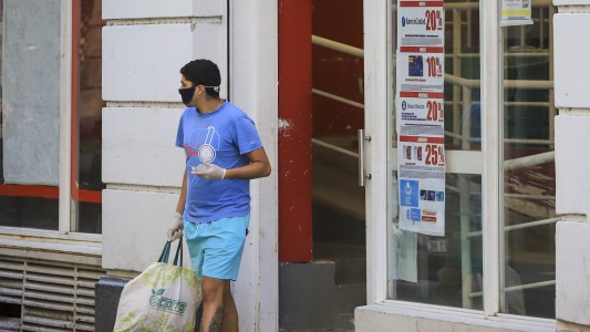 Se inició la "transmisión comunitaria" en el país y esa fase es inminente en Córdoba