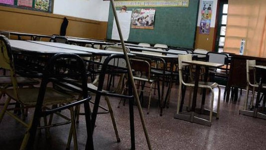 Qué dicen desde el gobierno sobre la fecha del reinicio de las clases