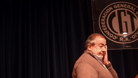 Pedido de la CGT al Presidente: "No podemos permitir despidos ni suspensiones por causas de fuerza mayor"