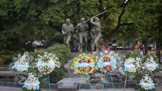 Homenajes a los héroes de Malvinas y caídos en combate sin actos presenciales