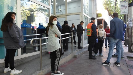 Tres motivos por los que Anses rechaza solicitudes del bono de 10 mil pesos