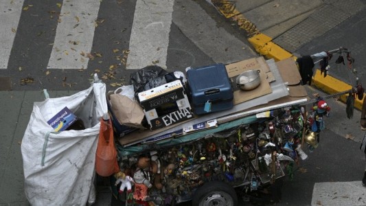 Jueza ordenó que se garantice alimentos y productos de higiene a una cartonera y su grupo familiar