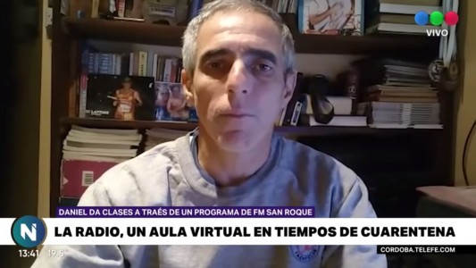 En Corriente se dictan clases por radio