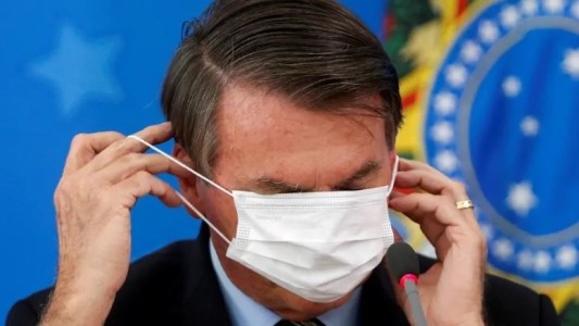 Coronavirus en Brasil: preparan un megaopertaivo para buscar 240 millones de barbijos en China