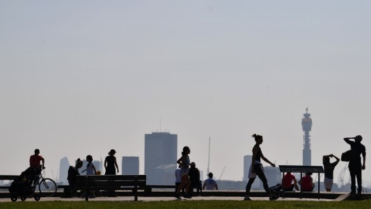 Con reglas y consejos, más países autorizan a salir para realizar actividad física