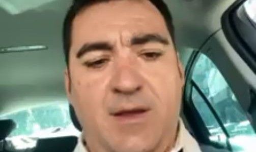 "¿Cómo teneis los cojones de seguir cobrando impuestos?" el reclamos de un indignado español