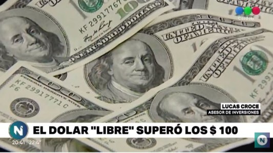 El dólar libre superó la barrera de los 100 pesos