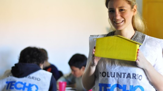 Coronavirus: la ONG Techo recauda fondos para llevar alimentos y vivienda a los más afectados