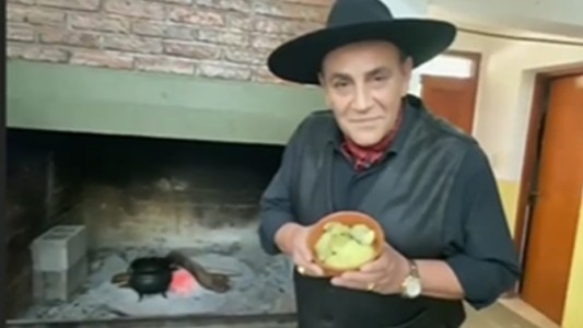 Revuelo en las redes sociales por la enorme casa del Chaqueño Palavecino