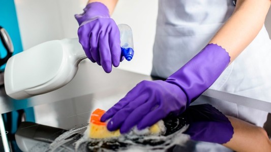 Estiman que cobrarán el IFE el 95% de las trabajadoras del servicio doméstico