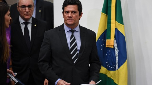 Renuncia Sérgio Moro como ministro de Justicia: "Bolsonaro quería tener acceso a las investigaciones"