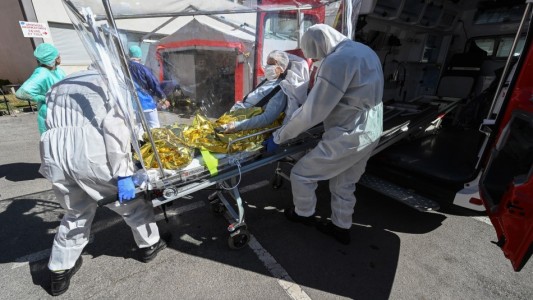 Estados Unidos incorpora seis nuevos síntomas asociados al coronavirus