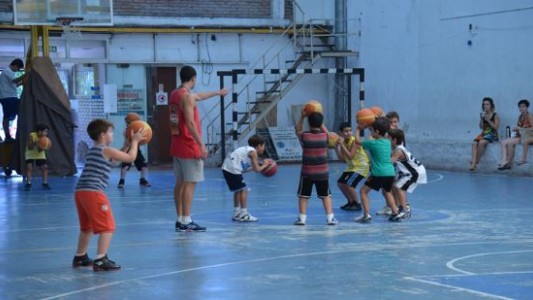 Coronavirus: cómo es la ayuda económica del Gobierno para los clubes de barrio