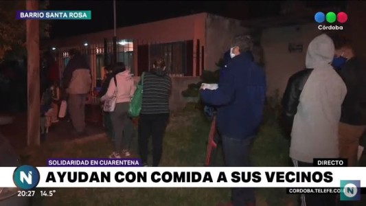 Solidaridad en cuarentena, una familia ayuda a sus vecinos con comida