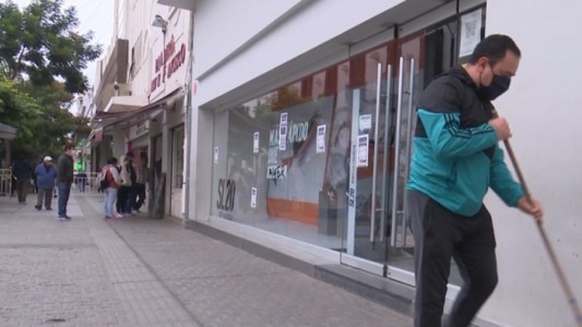 Aislamiento: flexibilizan actividades en algunos conglomerados de más de 500 mil habitantes