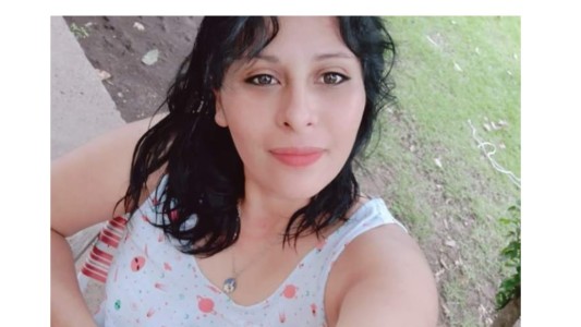 Fue asesinada de un hachazo en la cabeza la mujer que hallaron enterrada en una casa