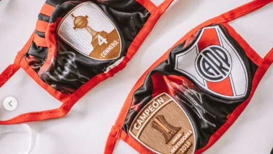 Jugadores de Boca y River donan camisetas para hacer tapabocas