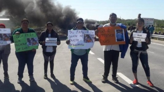 Buscan a un hombre que desapareció tras un operativo y separan a 9 policías