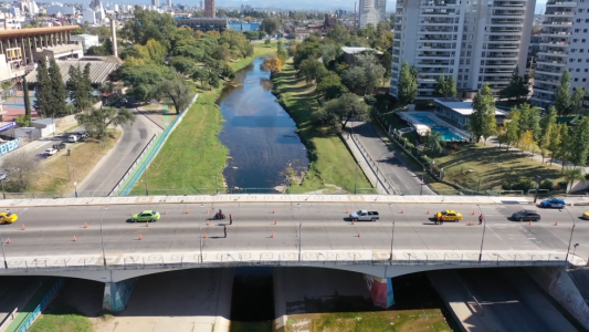 ¿Cuarentena o apertura?: la polémica viral planteada por dos médicos cordobeses