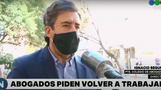 Abogados marcharon pidiendo por la reapertura de Tribunales