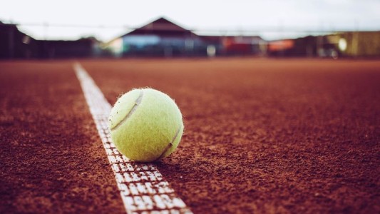 El COE extendió el horario para prácticas de tenis, golf y pádel