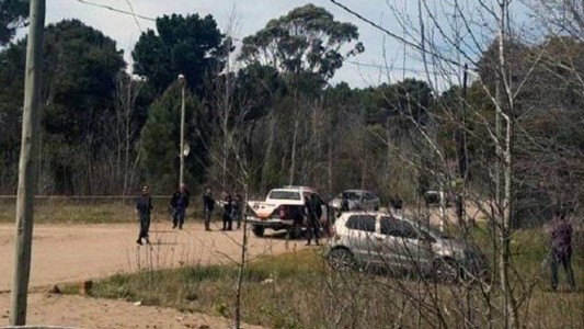 Hallaron a una mujer muerta en Ostende: su esposo está detenido por atropellarla