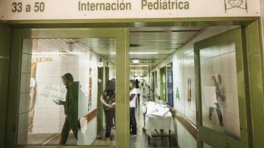 Analizan si 9 chicos internados en Mendoza tienen coronavirus